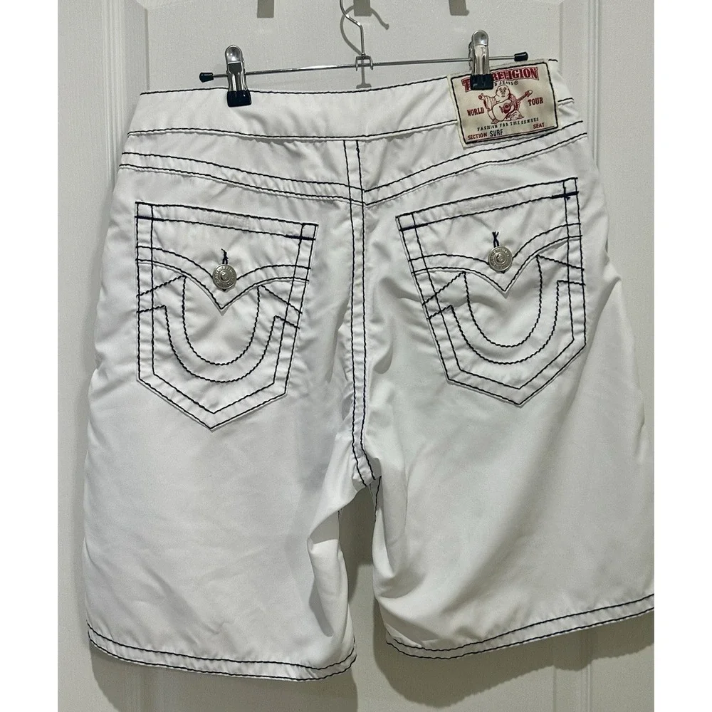True Religion World Tour Mens White Swim Trunks Shorts SZ 33
